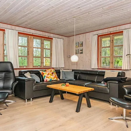 Дом отдыха 8 Person Holiday In Oksb L